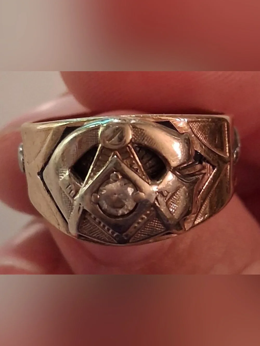 Vintage 10K Gold Masonic Ring with Diamond | Men’s Size 8